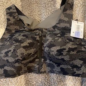 Worn once. enlite bra with front zip. Size 34c